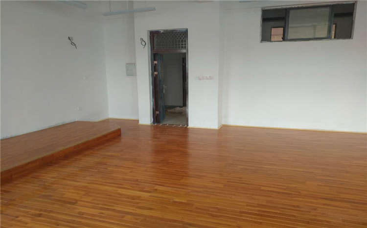 學校體育木地板多少錢