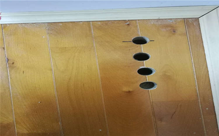 拼裝實木運動地板怎么保養